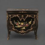 Lush Florals Wooden Chester