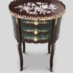 Emerald Crest Oval Table